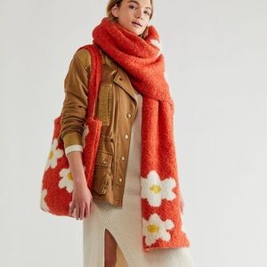 NWT Free People Flower Power Carry On Scarf Set